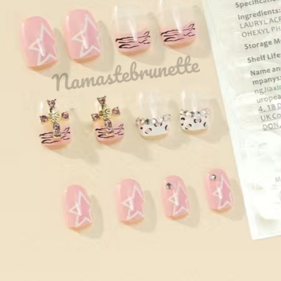 2/$16 3D Leopard & Stars Press on Nails - Picture 7 of 16